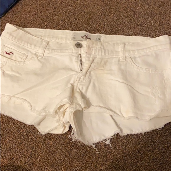 Shorts - Picture 2 of 4